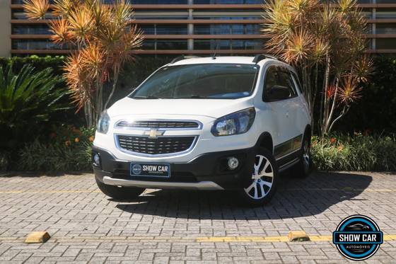 CHEVROLET SPIN 1.8 ACTIV 8V FLEX 4P AUTOMÁTICO CHEVROLET SPIN 1.8 ACTIV 8V FLEX 4P AUTOMÁTICO